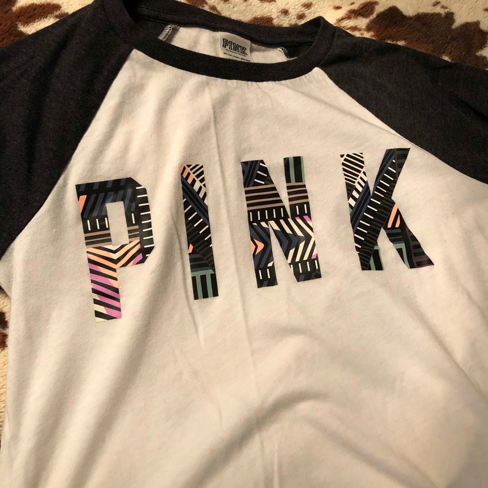 Quarter sleeve pink shirt
